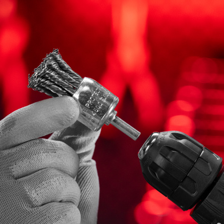 Щетка для дрели, 30 мм, "чашка" со шпилькой, крученая металлическая проволока Matrix