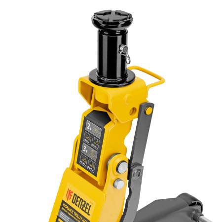 Домкрат гидравлический подкатной, 2/3 т, 98-770 мм, быстрый подъем, низ. подхват, проф, SUV Denzel цена