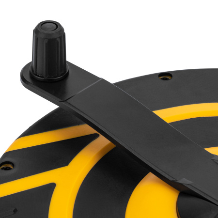 Рулетка геодезическая 50 м х 15 мм, закрытый корпус, фиберглассовая лента Denzel цена