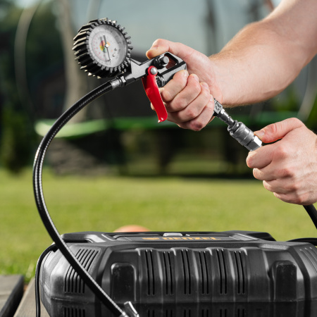 Компрессор воздушный DL1100 1.1 кВт, 180 л/мин, с набором аксессуаров Denzel