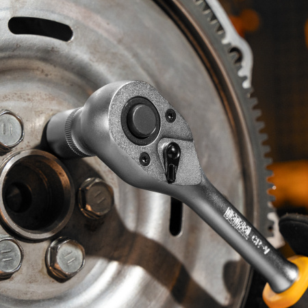 Ключ-трещотка 1/2", 90 зубьев, с быстрым сбросом, CrV Denzel