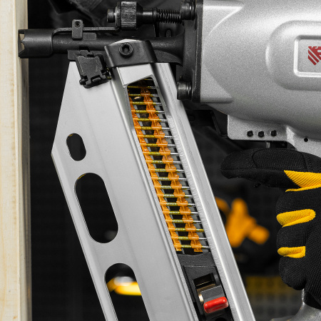 Гвозди для пнев. нейлера (оцинк.) длина - 50 мм, диам. - 2,9 мм, 2000 шт. Denzel цена