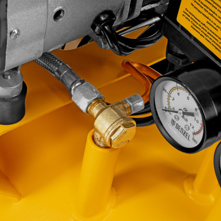 Компрессор безмасляный, малошумный DLS 2200/50, 2200 Вт, 2x1100, 50 л, 380 л/мин Denzel