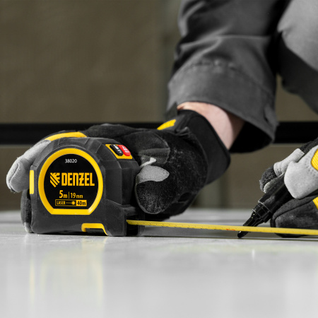 Лазерный дальномер с рулеткой LT-40, 5м x 19 мм, дальномер 40м, автомат. фиксация Denzel цена