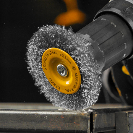 Щетка для дрели, 75 мм, Плоская, со шпилькой, нержавеющая витая проволока Denzel