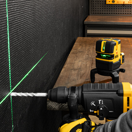 Лазерный уровень LX 06 Green, 30 м, 520 нм, аккумулятор Li 5200 mAh, резьба 5/8" Denzel цена