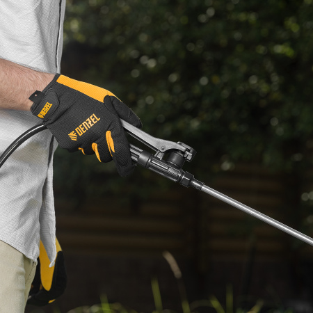 Опрыскиватель ранцевый аккумуляторный D-16LA, 16 л, 12 В, 8 Ач Denzel цена