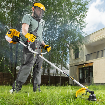 Триммер бензиновый DTL-33, 33 см3, неразъемная штанга Denzel цена