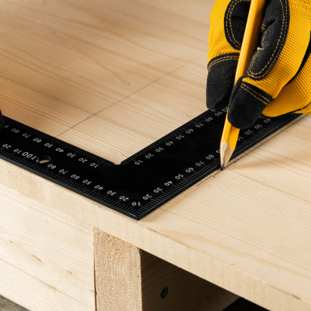 Угольник, 400 х 600 мм, алюминиевый, лазерная гравировка Denzel цена