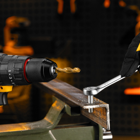 Сверло-метчик М10 х 1,5 мм, Р6М5// Denzel