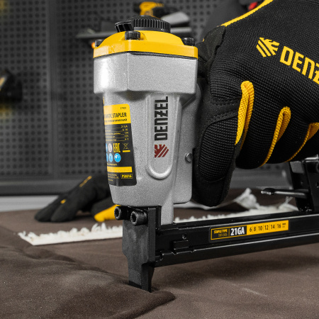Степлер пневматический PS8016 для прямоугольных скоб 21GA от 6 до 16 мм Denzel цена