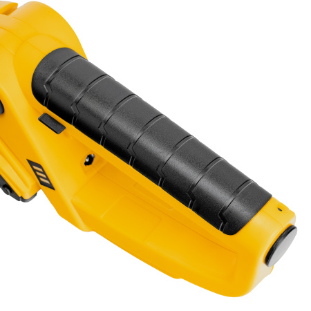 Ножницы-кусторез аккумуляторные GS-7, Li-Ion, 7,2 В Denzel цена