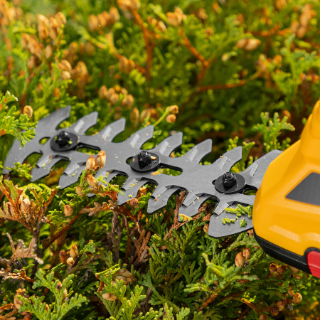 Ножницы-кусторез аккумуляторные G411 с акк. 3.6В Li-Ion 1.5 Ач Denzel цена