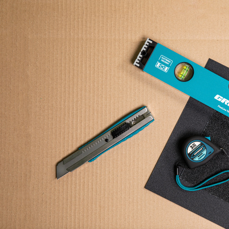 Нож, 195 мм, металлический корпус, выдвижное сегментное лезвие 25 мм (SK-5) металлическая направляющая, клипса для ремня Gross