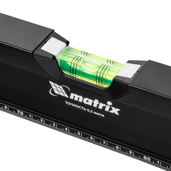 Уровень алюминиевый, усиленный, фрезерованный, 3 глазка, двухкомпонентные рукоятки, 1500 мм Matrix цена