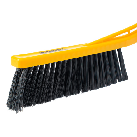 Щетка-сметка со скребком 590 мм Denzel цена