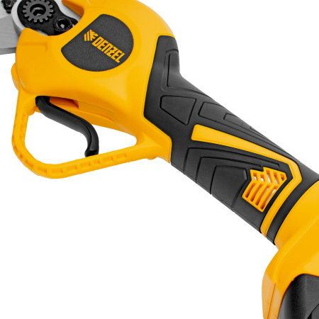 Секатор аккумуляторный, бесщет., CP-30BL, Li-Ion, 20 В, лезвия SK5 // Denzel цена