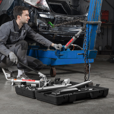 Растяжка гидравлическая, 10 т, набор из 17 предметов, 7 сменных насадок, в пластиковом кейсе Matrix цена