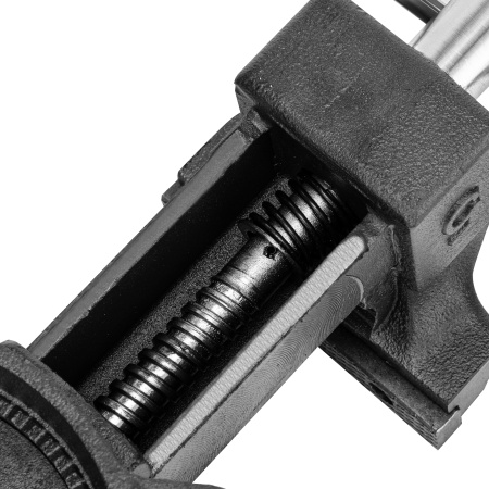 Тиски слесарные BVH-125, 125 мм, поворотные, стальная направляющая, с наковальней //Denzel