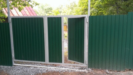 Профнастил С8 зеленый RAL 6005 1200х2000мм