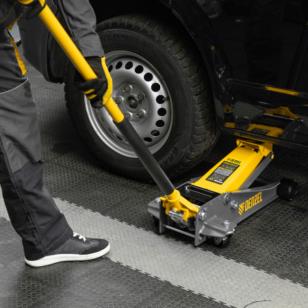 Домкрат гидравлический подкатной, 3 т, 125-470 мм, быстрый подъем, проф. Denzel цена