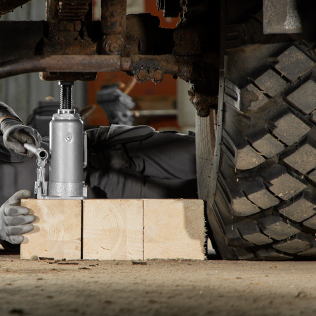 Домкрат гидравлический бутылочный, 12 т, высота подъема 230-465 мм Matrix цена