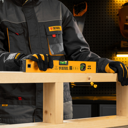 Уровень алюминиевый, магнит., фрезерованный, 3 глазка (1 зеркал.) 0,5 мм/м, 400 мм Denzel цена