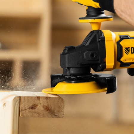 Чашка твёрдосплавная зачистная,125 мм, Плоская, мелкое зерно #32// Denzel