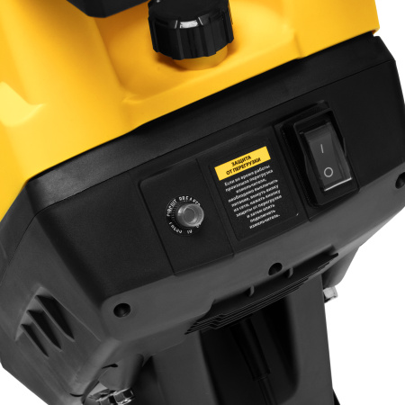 Измельчитель садовый электрический ECS-2500, 2500 Вт, 45 мм Denzel цена