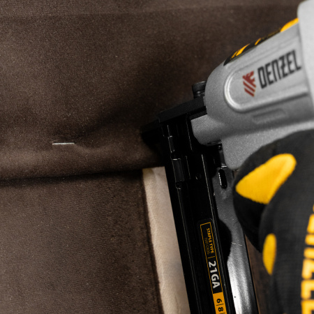 Скобы 21GA для пнев. степл., 14мм, шир. - 0,95мм, тол. - 0,6мм, шир. скобы - 12,8мм, 5000шт Denzel цена