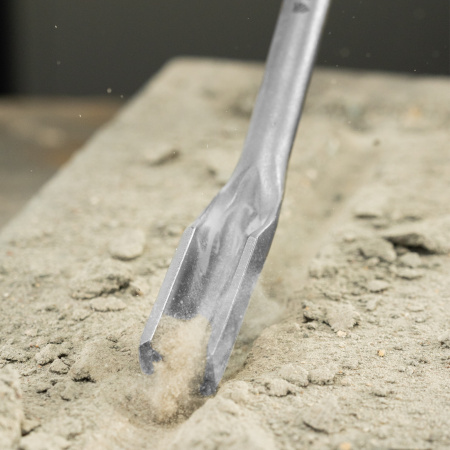 Зубило канальное, 14 х 22 х 250 мм, 40Cr, SDS PLUS Denzel