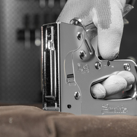 Степлер мебельный металлический регулируемый, тип скобы 53, 6-14 мм Matrix Professional цена