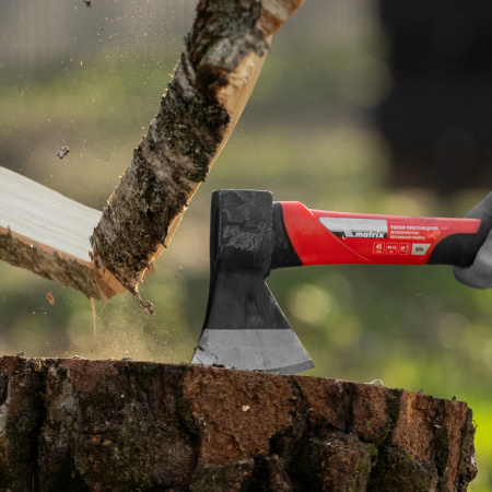 Топор, 600 г, эргономичная фибергласовая рукоятка, 360 мм Matrix цена