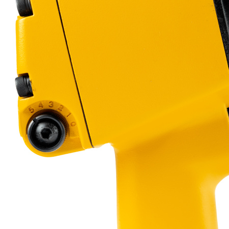 Ударный пневмогайковерт IW860+набор головок, 1/2", 7000 об/мин, 868 Нм Denzel цена