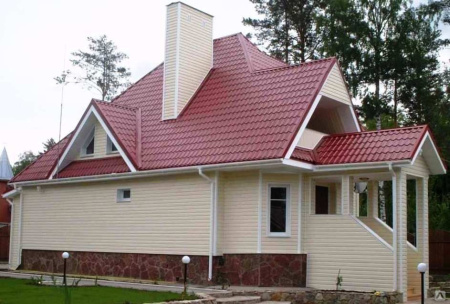 Металлочерепица Монтеррей 0.4 мм 2250х1180 мм красный RAL 3005