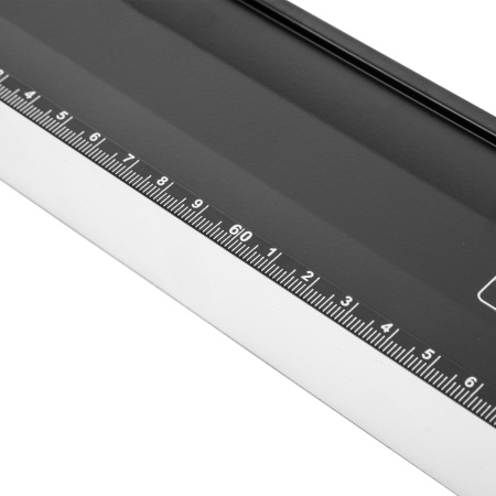 Уровень алюминиевый, усиленный, фрезерованный, 3 глазка, двухкомпонентные рукоятки, 1500 мм Matrix цена