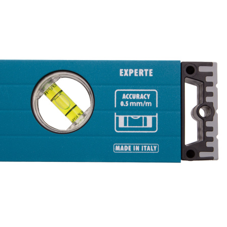 Уровень алюминиевый, 600 мм, усиленный с ударопрочными заглушками, рукоятки, 3 глазка Gross цена