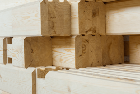 Клееный профилированный брус 185х240 с чашами под проект