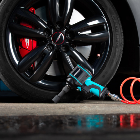 Гайковерт пневматический ударный G985, 1/2, Twin Hammer, 610 Нм, 9000 об/мин, композитный Gross цена