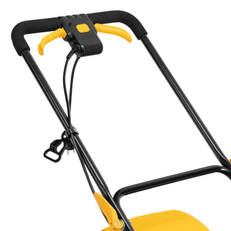 Газонокосилка электрическая GMC-1800, шир. 38см, 1800 Вт, 6 уров., травосб. 35 л Denzel цена