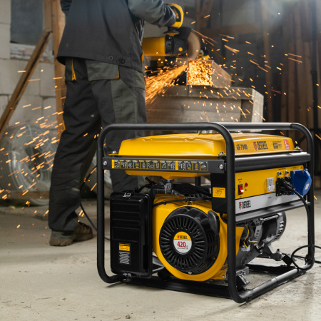 Генератор бензиновый GE 7900, 6.5 кВт, 220 В/50 Гц, 25 л, ручной пуск Denzel