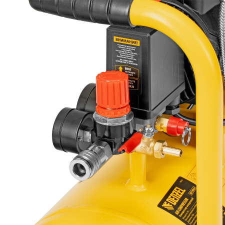 Компрессор безмасл. малошумный DLP-950/24, 950Вт,24 л, 2850 об/мин, 170 л/мин Denzel