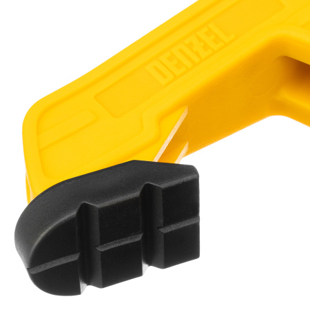 Струбцина клещеобразная, усиленная 65 х 50 мм, двухкомпонентные рукоятки Denzel цена