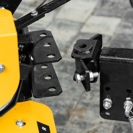 Прицеп для мотоблока TT-500, оцинк., груз. 500 кг, рег. сцепка, колеса 4.00-10, в упаковке Denzel