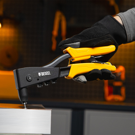 Заклепочник ручной, 255 мм, литой, усиленный, заклепки 2,4-3,2-4,0-4,8 мм Denzel цена