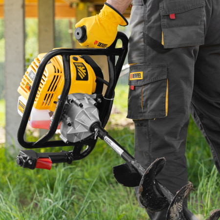 Мотобур DX-52, объем двигателя 52 см3, соединение 20 мм, без шнека Denzel