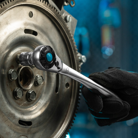 Ключ-трещотка 1/2", CrV, 120 зубьев, с быстрым сбросом, цельнометаллический, хром Gross