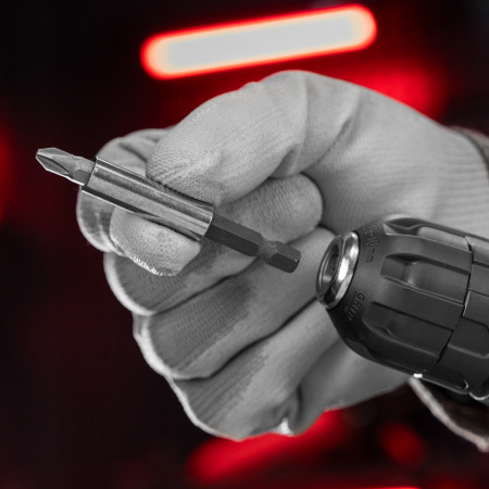 Набор бит, магнитный адаптер для бит, сталь 45Х, 7 предметов, пластиковый кейс Matrix