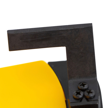 Триммер бензиновый DTL-33S, 33 см3, разъемная штанга, состоит из 2 частей Denzel цена