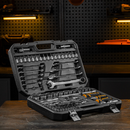 Набор инструментов, 1/2", 1/4", CrV, S2, пластиковый кейс, 82 предмета Denzel